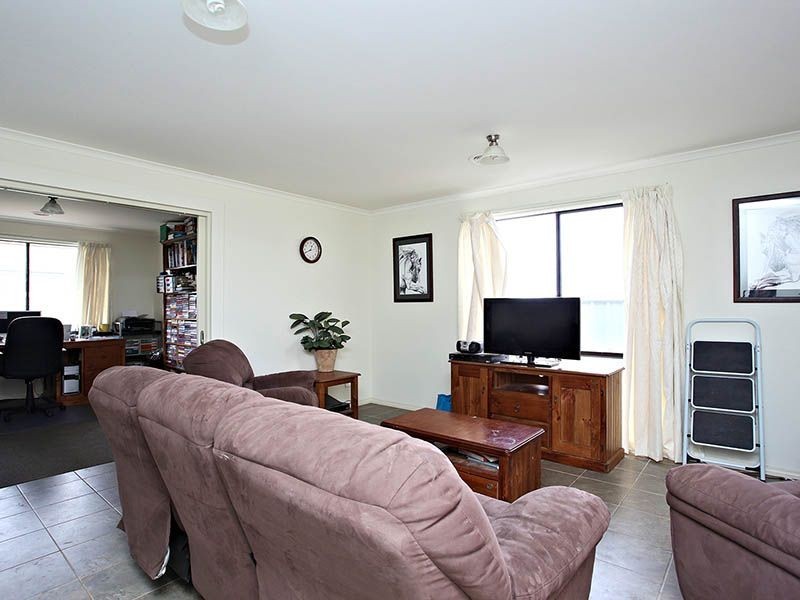 10 Gosford Road, Wyndham Vale VIC 3024