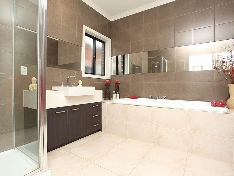 6 Whyalla Gardens, Tarneit VIC 3029