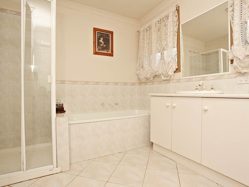 23 Carshalton Court, Hoppers Crossing VIC 3029