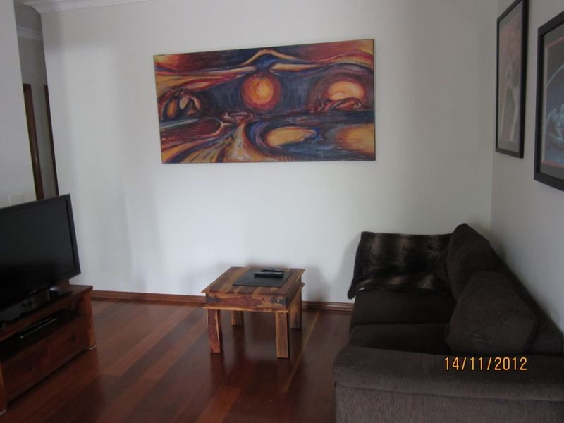 2/10 Flemington Crescent, Werribee VIC 3030