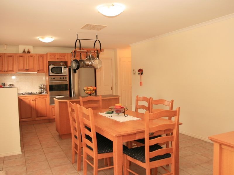 322 Heaths Road, Hoppers Crossing VIC 3029
