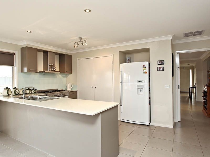 20 Silvergum Street, Wyndham Vale VIC 3024