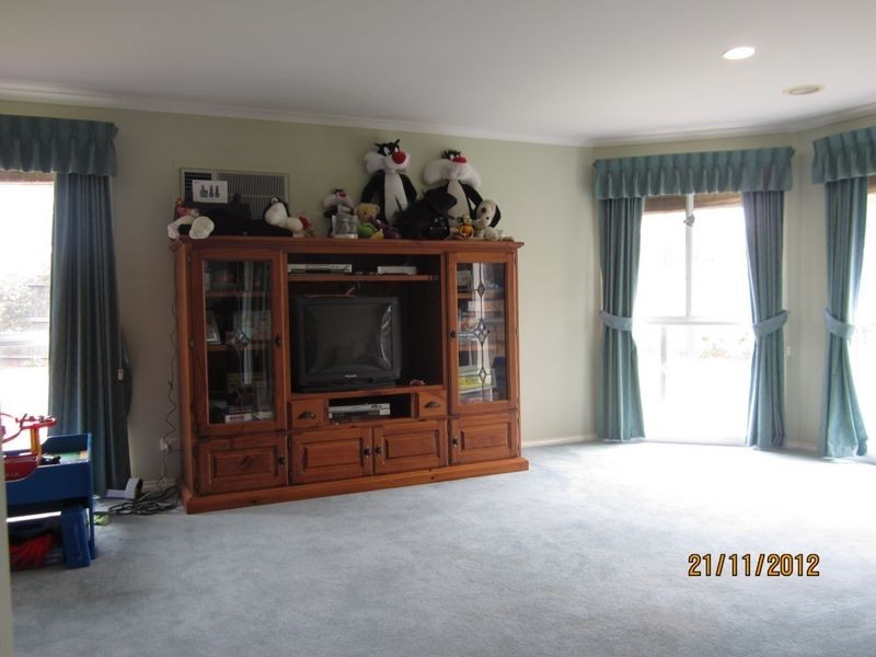 14 Mirambeek Road, Hoppers Crossing VIC 3029