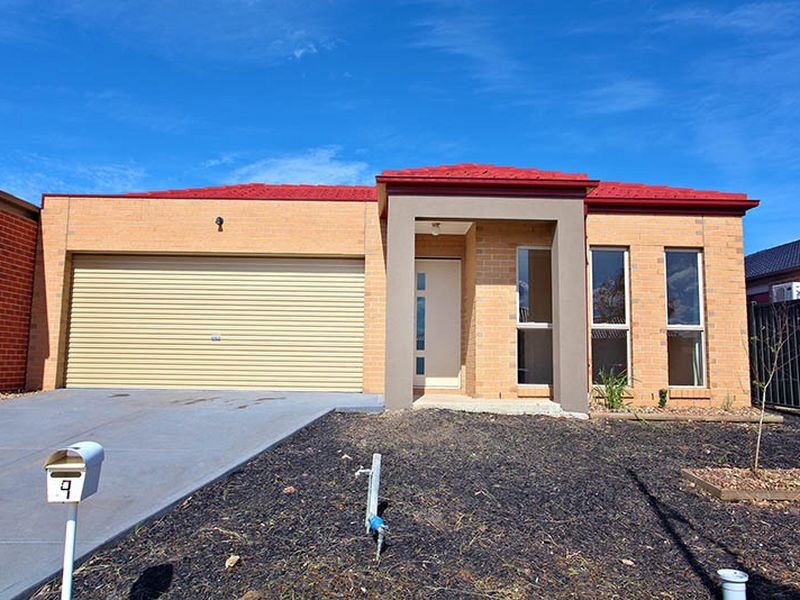 9 Circuit Way, Truganina VIC 3029