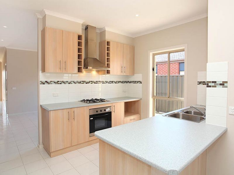 9 Circuit Way, Truganina VIC 3029