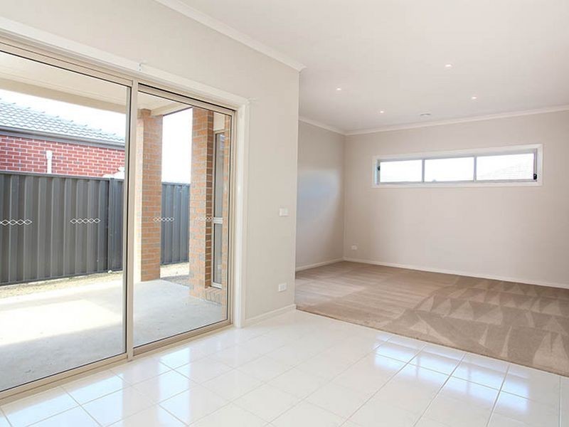 9 Circuit Way, Truganina VIC 3029