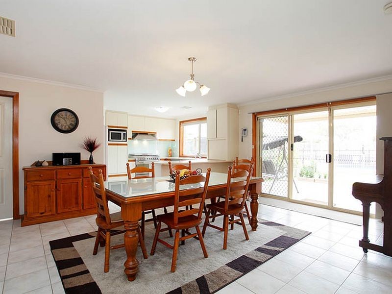 145 Birchwood Boulevard, Hoppers Crossing VIC 3029