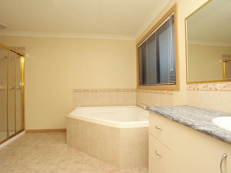 19 Melpomene Blvd, Tarneit VIC 3029