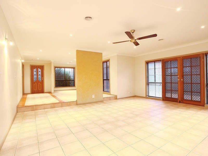 19 Melpomene Blvd, Tarneit VIC 3029