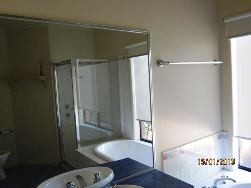 11 St Margarets Court, Tarneit VIC 3029