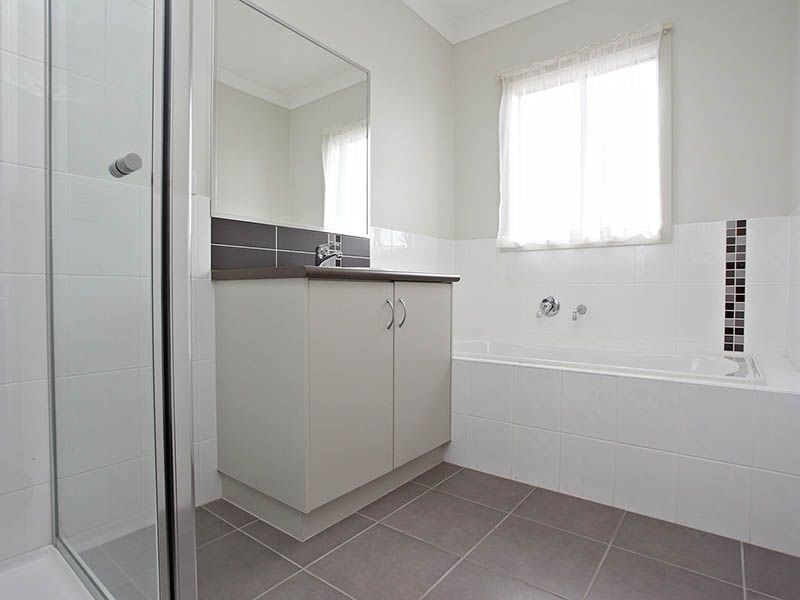 2 Merri Street, Wyndham Vale VIC 3024