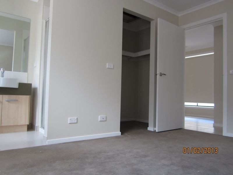 11 Andie Way, Tarneit VIC 3029