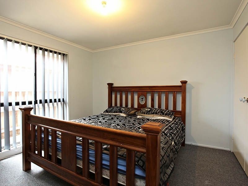 2/58 Oriole Drive, Werribee VIC 3030