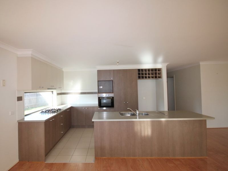 43 Isabella Way, Tarneit VIC 3029