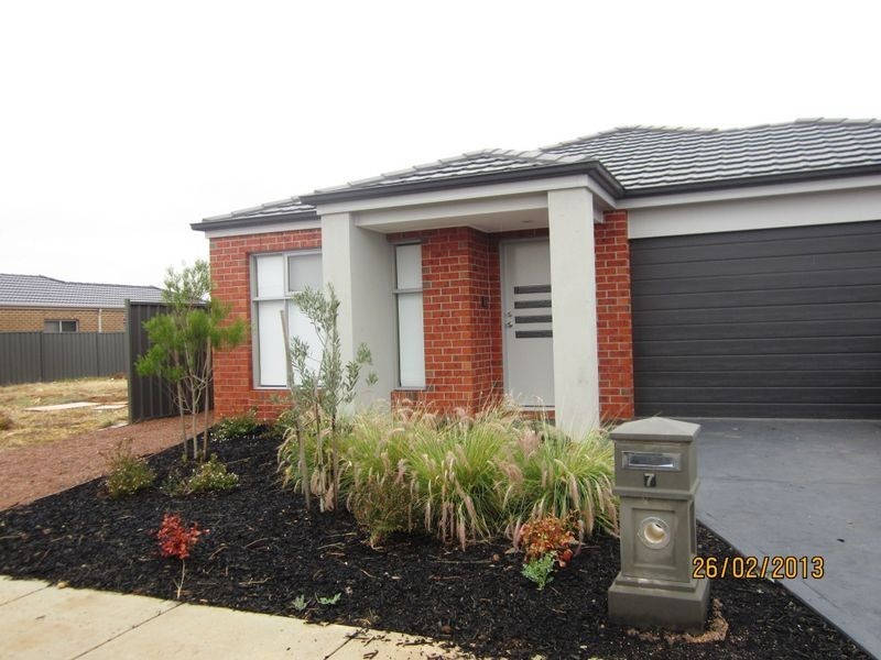 7 Durville Street, Wyndham Vale VIC 3024
