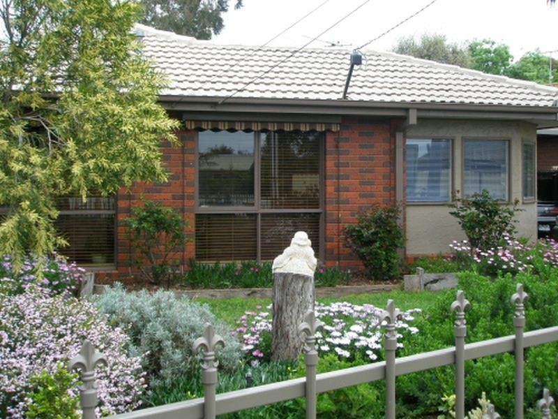 24 Clitheroe Drive, Wyndham Vale VIC 3024