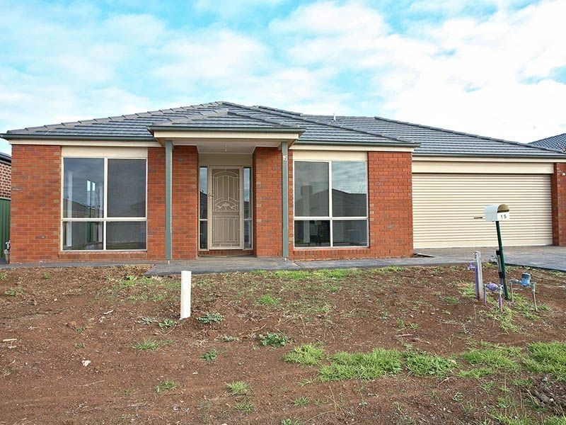 15 Butler Grove, Wyndham Vale VIC 3024