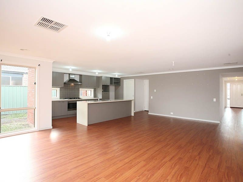 15 Butler Grove, Wyndham Vale VIC 3024