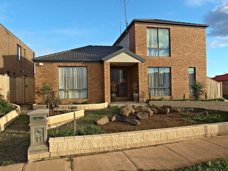 11 Waterways Boulevard, Williams Landing VIC 3027