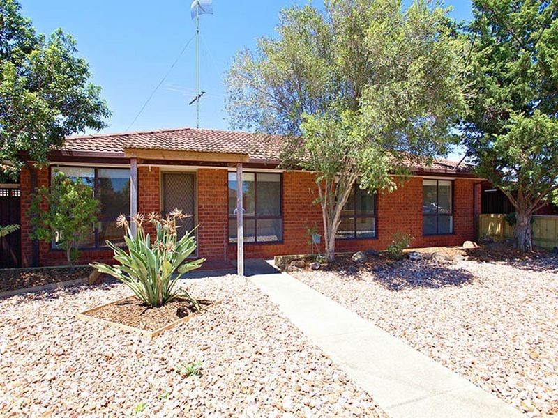 35 Cassowary Avenue, Werribee VIC 3030