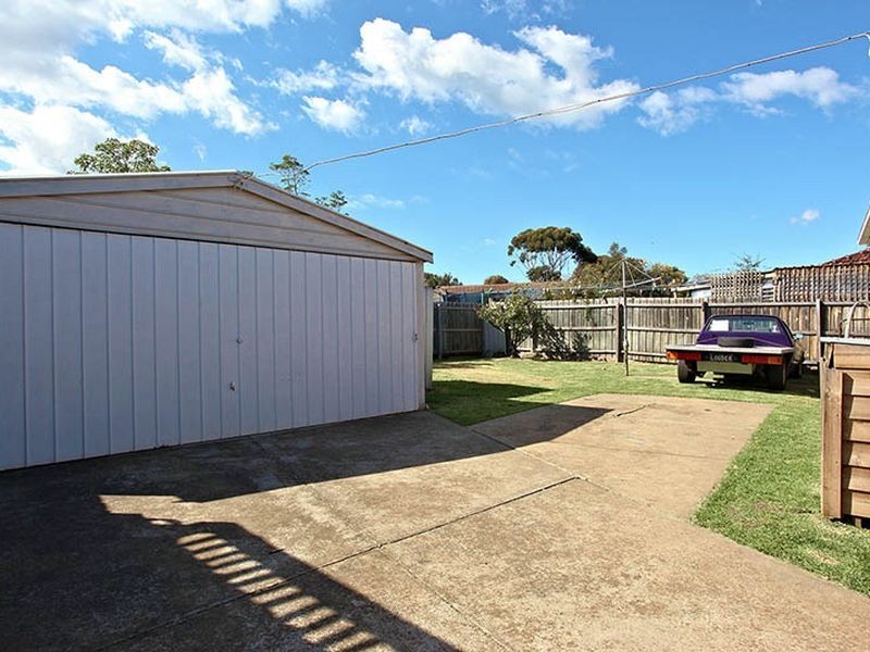30 Strathmore Crescent, Hoppers Crossing VIC 3029