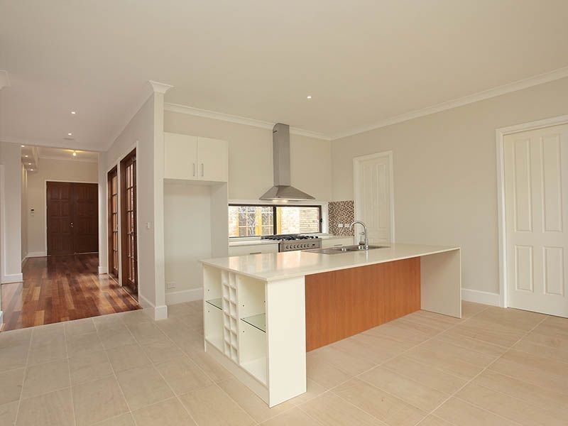 4 Hummingbird Boulevard, Tarneit VIC 3029