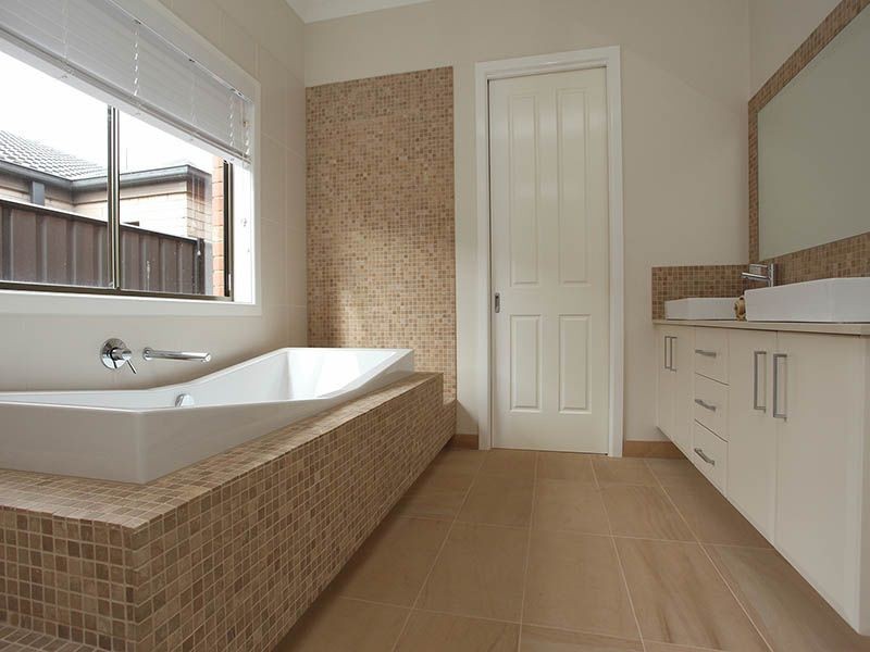 4 Hummingbird Boulevard, Tarneit VIC 3029