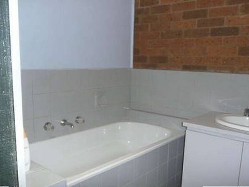 2/7 Bartlett Crescent, Hoppers Crossing VIC 3029