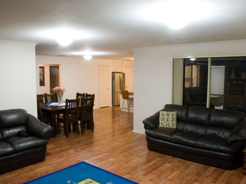 15 Buckhurst Way, Hoppers Crossing VIC 3029