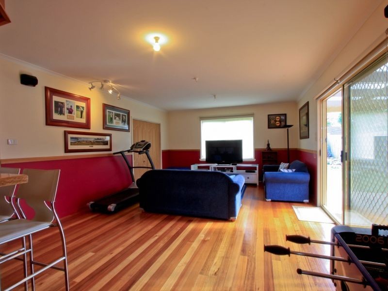 24 Marlborough Crescent, Hoppers Crossing VIC 3029