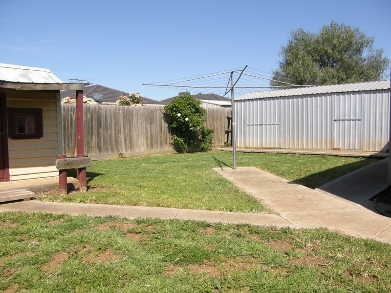 37 Alsace Avenue, Hoppers Crossing VIC 3029