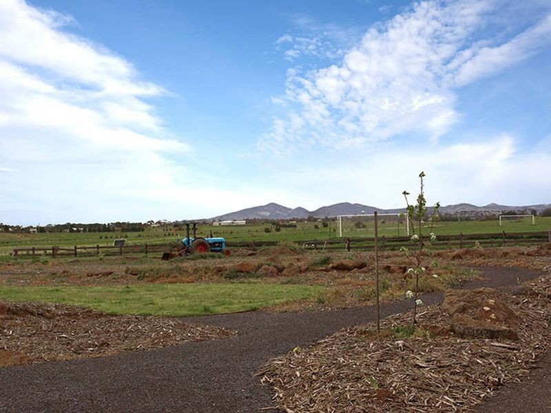 229-255 Old Melbourne Road, Little River VIC 3211