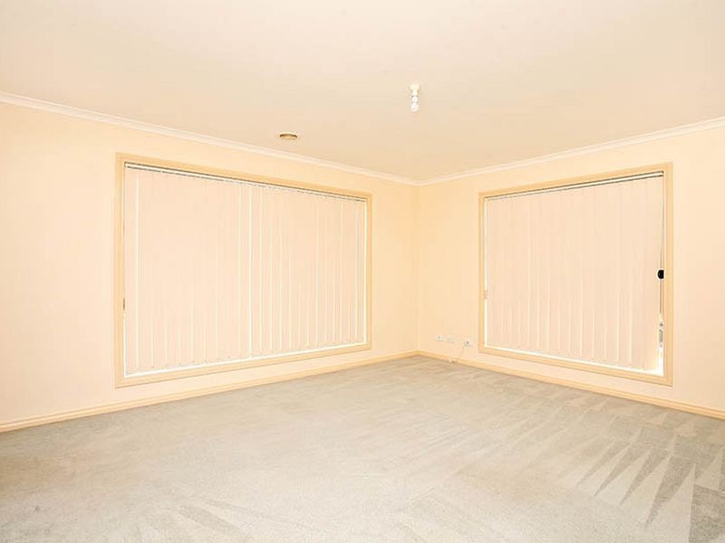 18/52 Latham Street, Werribee VIC 3030