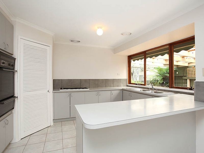 5 Tudor Court, Hoppers Crossing VIC 3029