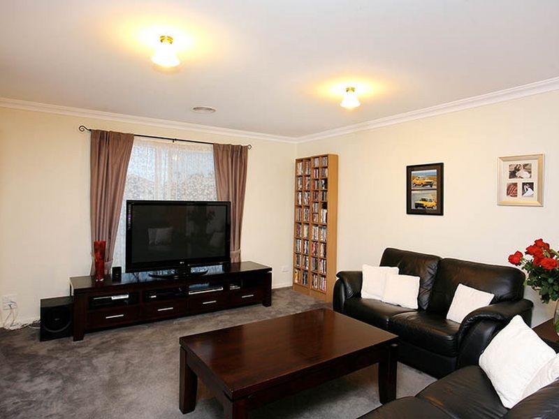 9 Joybells Crescent, Tarneit VIC 3029