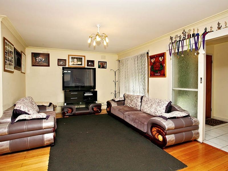 4 Branton Road, Hoppers Crossing VIC 3029