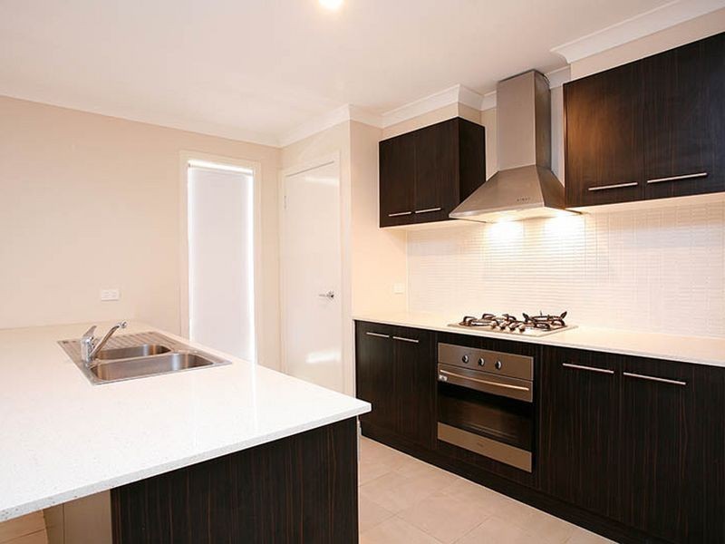 16 Gungarra Grove, Wyndham Vale VIC 3024