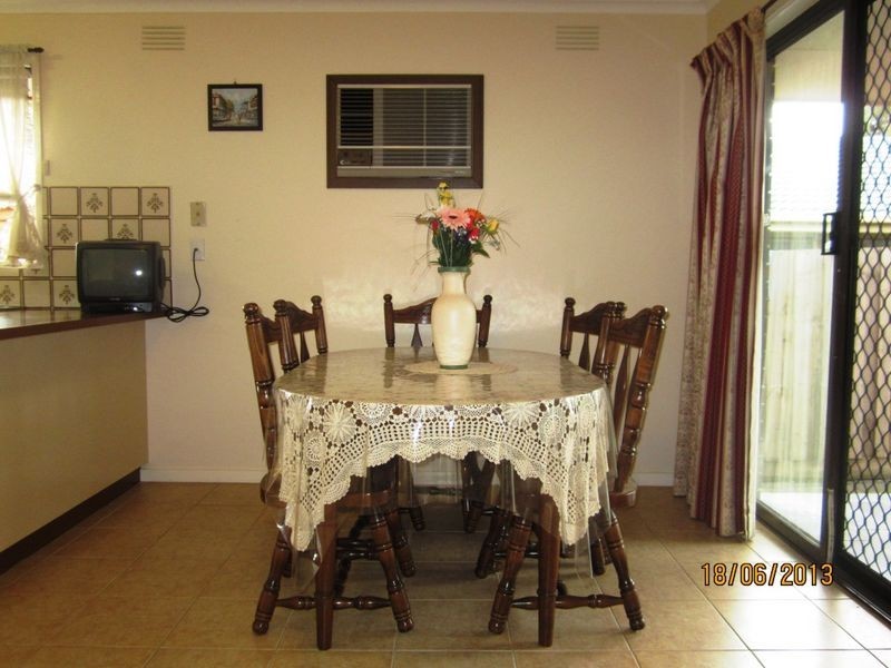 11 Hampstead Drive, Hoppers Crossing VIC 3029