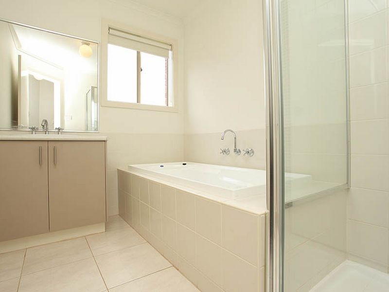 4 Toritta Way, Truganina VIC 3029