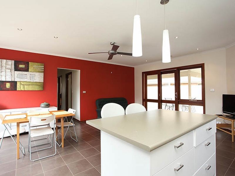 5 Lamb Grove, Hoppers Crossing VIC 3029