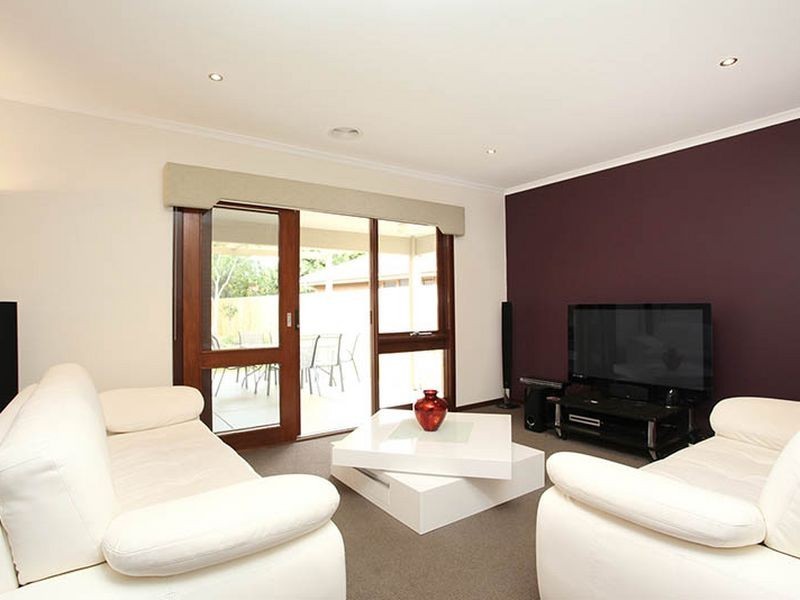 5 Lamb Grove, Hoppers Crossing VIC 3029