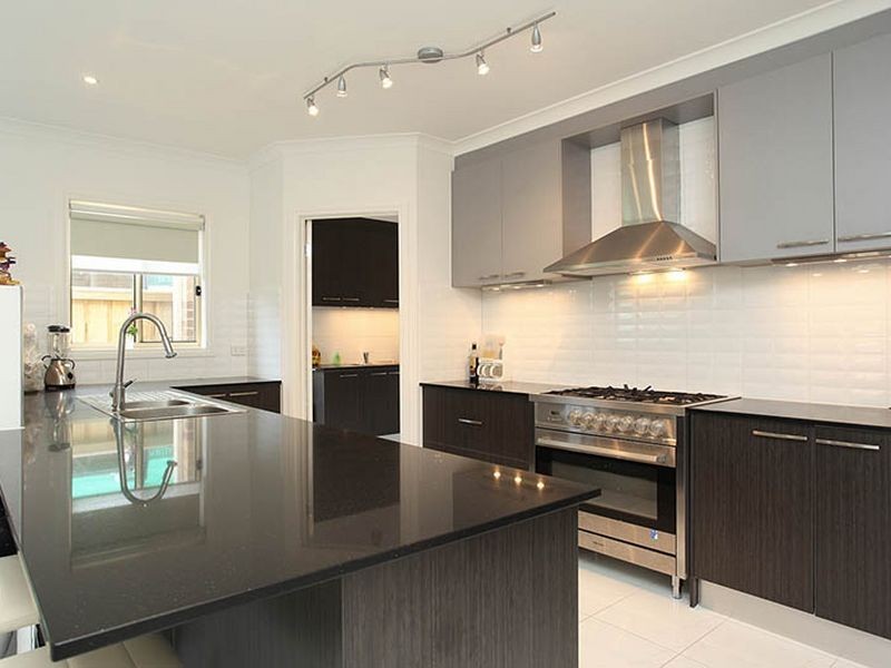 27 Prominence Boulevard, Tarneit VIC 3029