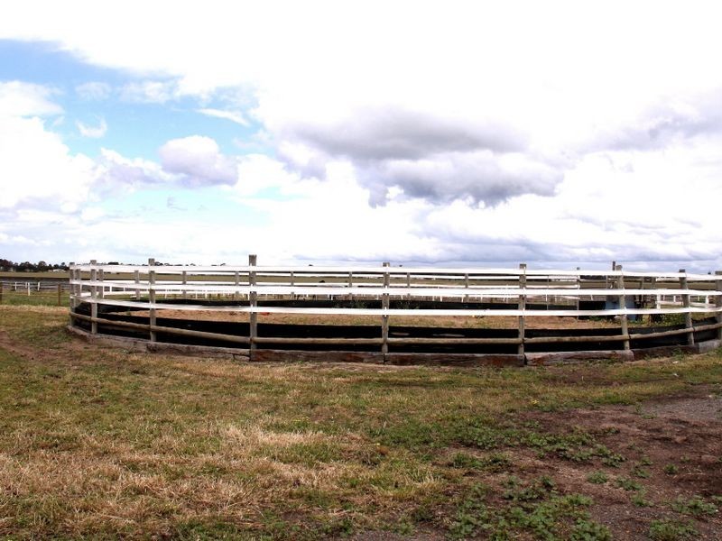 280 Cherry Swamp Road, Little River VIC 3211