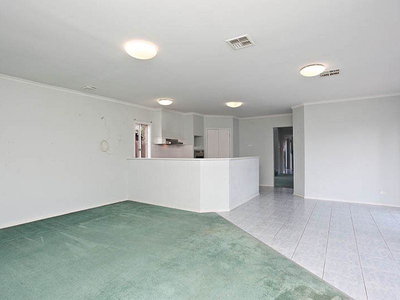 3 Warren Court, Altona Meadows VIC 3028