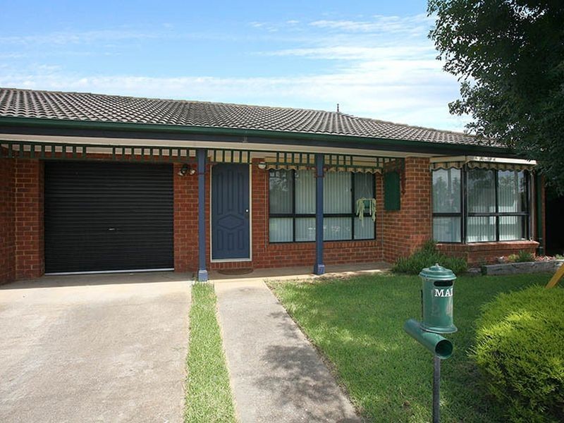 2/92 Blackforest Road, Wyndham Vale VIC 3024