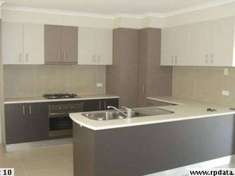 1/3 Saddle Wynd, Truganina VIC 3029