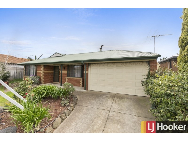 18 Karinya Close, Werribee VIC 3030