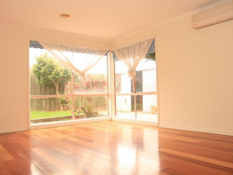 29 Dongala Drive, Werribee VIC 3030