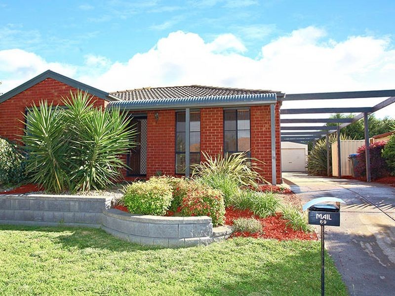 69 Flemington Crescent, Werribee VIC 3030