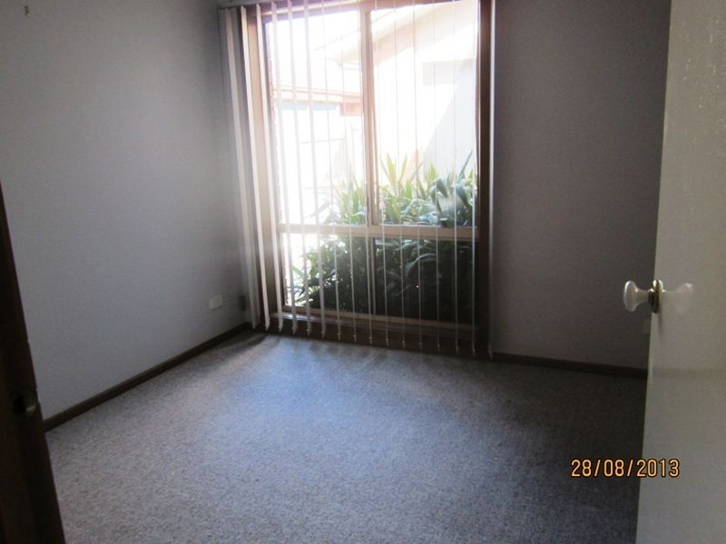 2/12 Sier Avenue, Hoppers Crossing VIC 3029